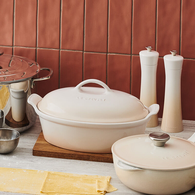 Stoneware Oval Casserole Dish with Lid | Le Creuset